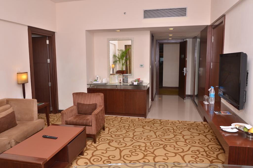 Country Inn & Suites By Radisson, Sahibabad Ghaziabad Buitenkant foto